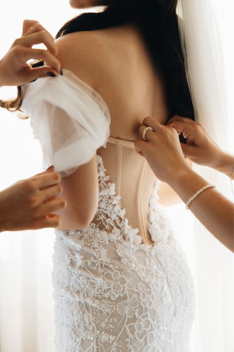 Сукня весільна розкішна, фасон рибка