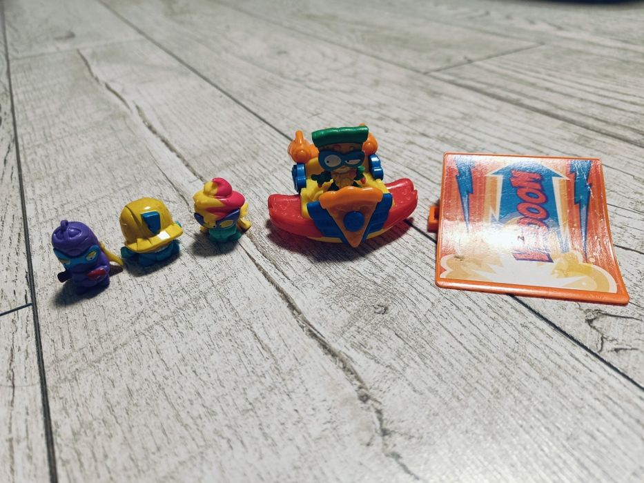 Kazoom kids firefun superthings figurka plus thingsy