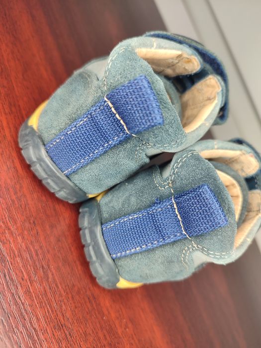 Шкіряні кросівки для хлопчика 21р