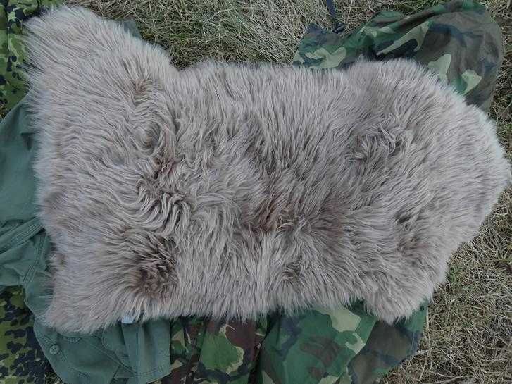 chodniczek OWCA skóra owcza FUTRO Z OWCY 90 cm NEW ZELAND