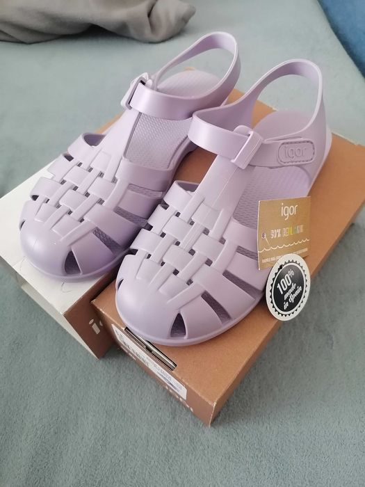 Sandálias Igor novas n33