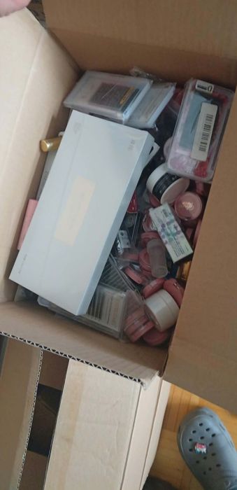 Box z kosmetykami mix dla kobiet