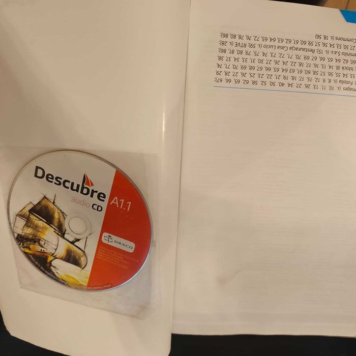 Podrecznik do j.hiszpanskego Descrube A1. Draco