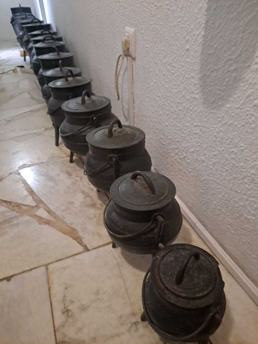 Colecção de panelas de ferro