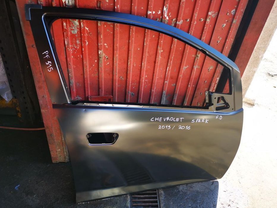 CHEVROLET SPARK FRONT RIGHT DOOR - PF515