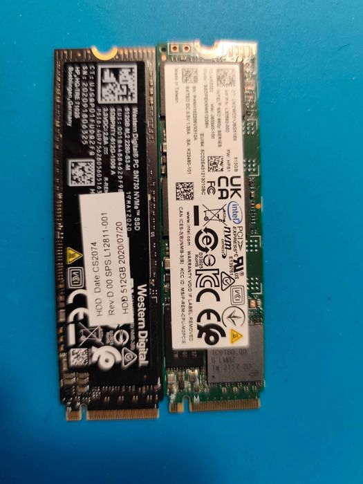 SSD 512 NVM Express 1.3 - Intel e Western Digital