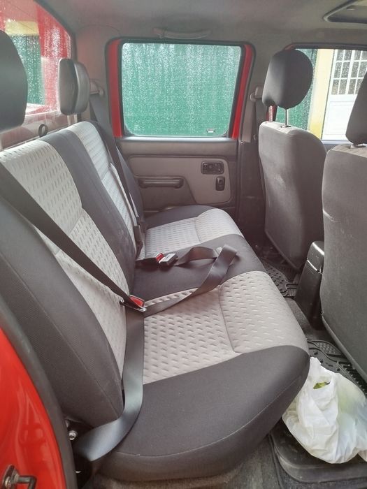 Nissan Navara D22 11/2004