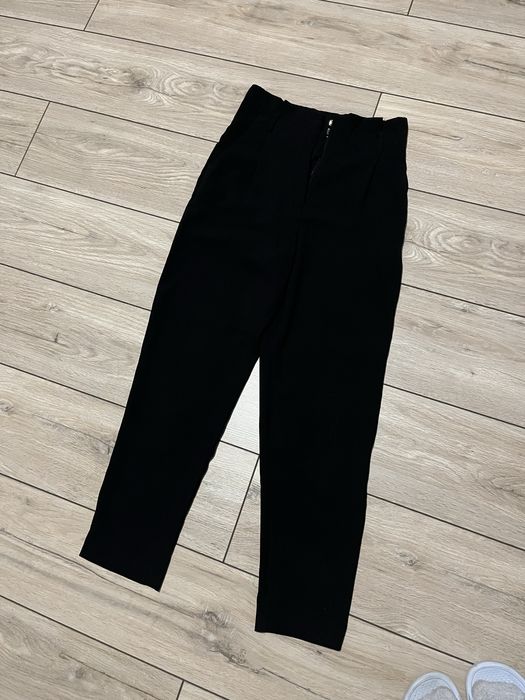 Одяг/ є нові речі