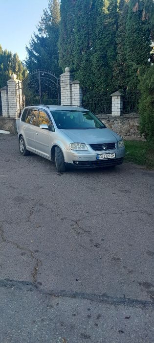 Продам Фольцваген Тауран 2.0TDI