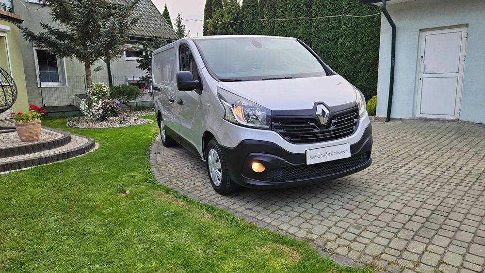 Renault TRAFIC 1,6 120KM L1 NAWI KAMERA KLIMA KEYLESS TEMPOMAT HAK