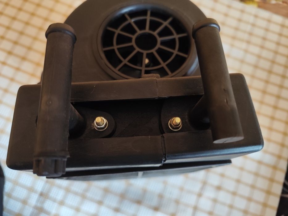 Продам Пічку салону Термо 8000 . Обігрівач салону авто 12в