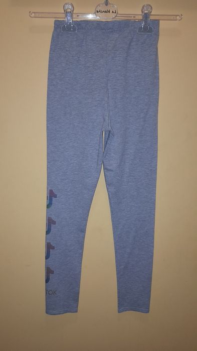 Szare legginsy Tik Tok