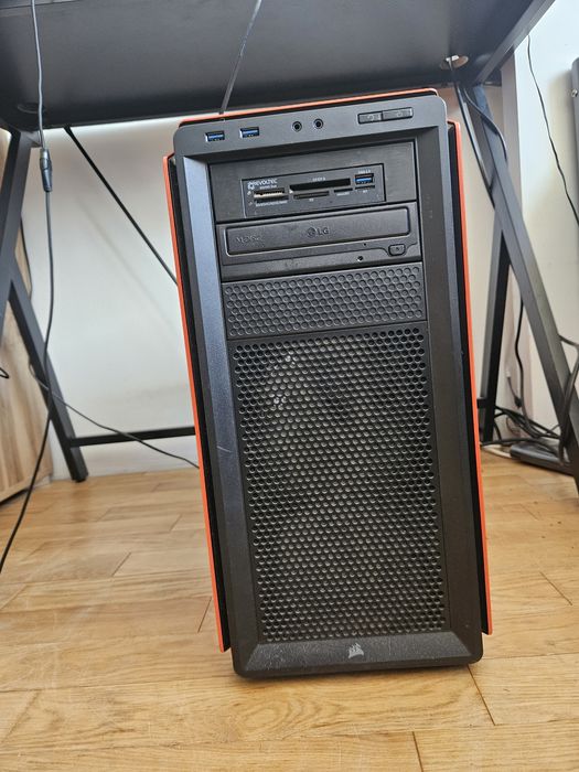 Komputer stacjonarny