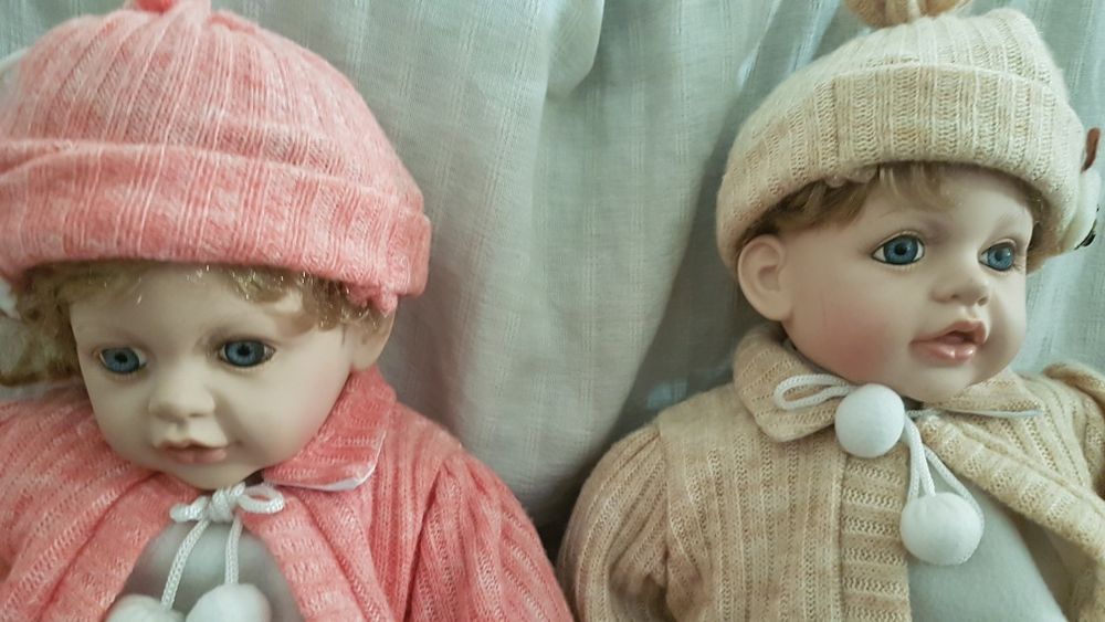 Bonecos em porcelana Menino/Menina