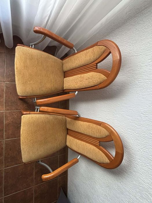 Krzesła do salonu/jadalni