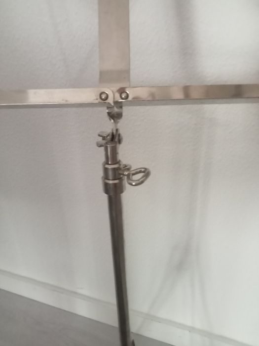 Estante musica metal