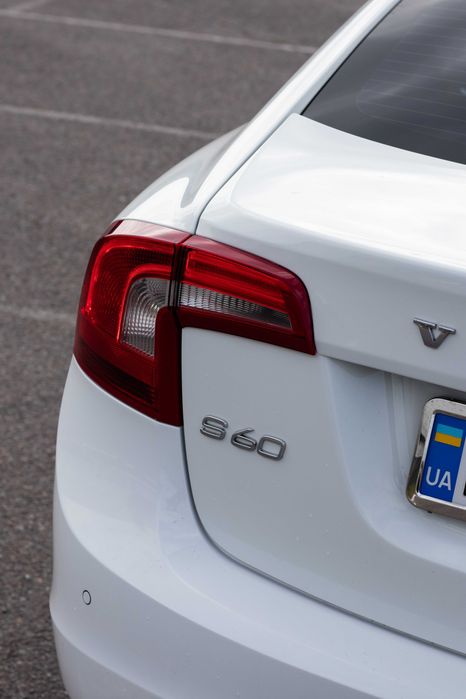 Volvo S60 2013 VIN YV1FS45HBD2196686 фото оголошення 12 з 20
