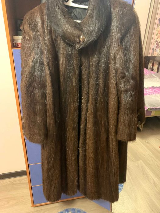 Прекрасная теплая легкая Шуба из нутрии