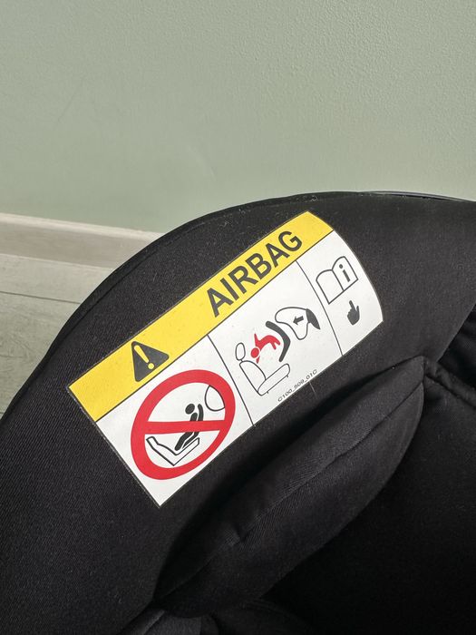 Cybex Aton B2 i-Size