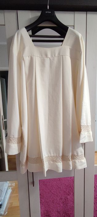 Komża kapłańska / szaty liturgiczne