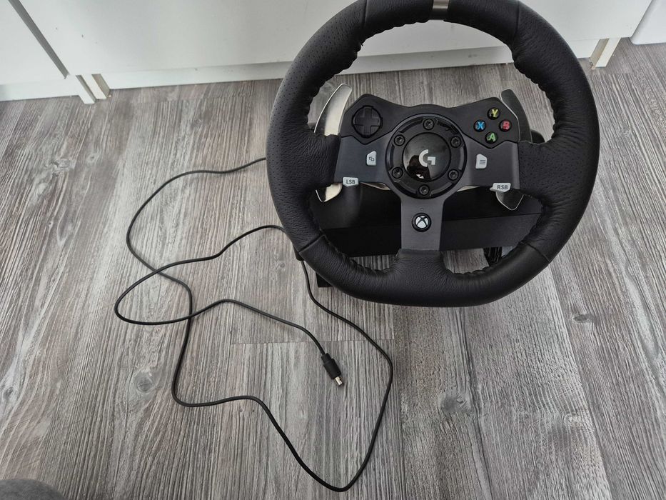 Logitech 920, w zestawie, odbiór osobisty.