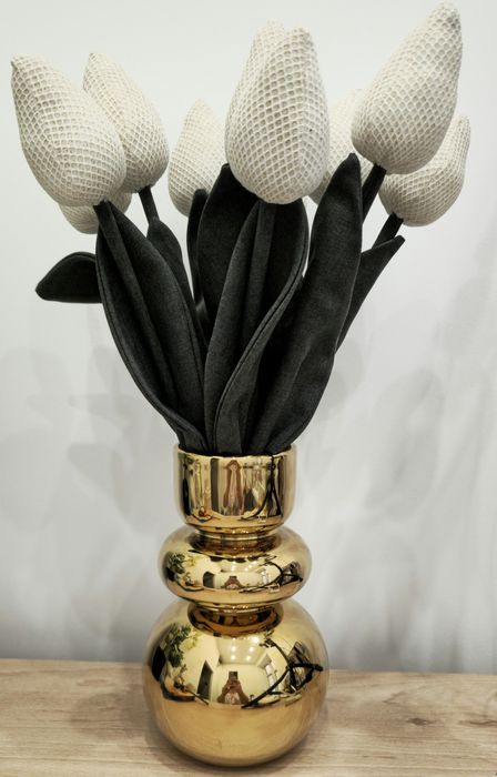 Wzaon na kwiaty złoty