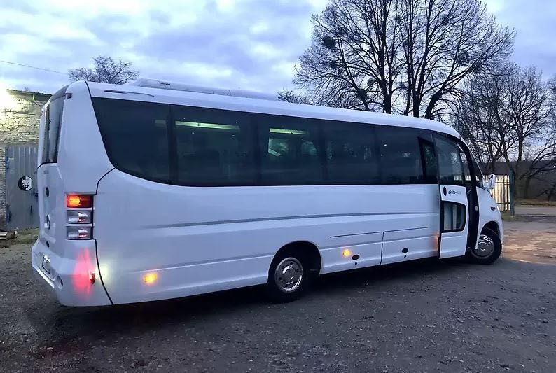 Заказ и аренда автобусов с водителем, пассажирские перевозки Харьков