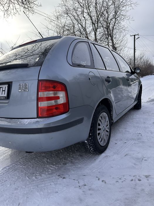 Продається шкода фабія 1.4