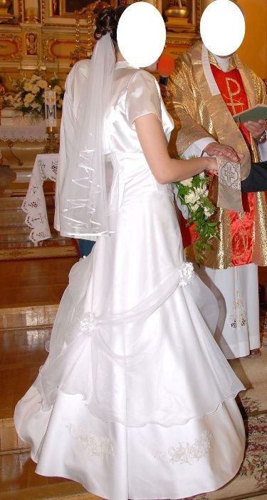 Stylowa suknia ślubna
