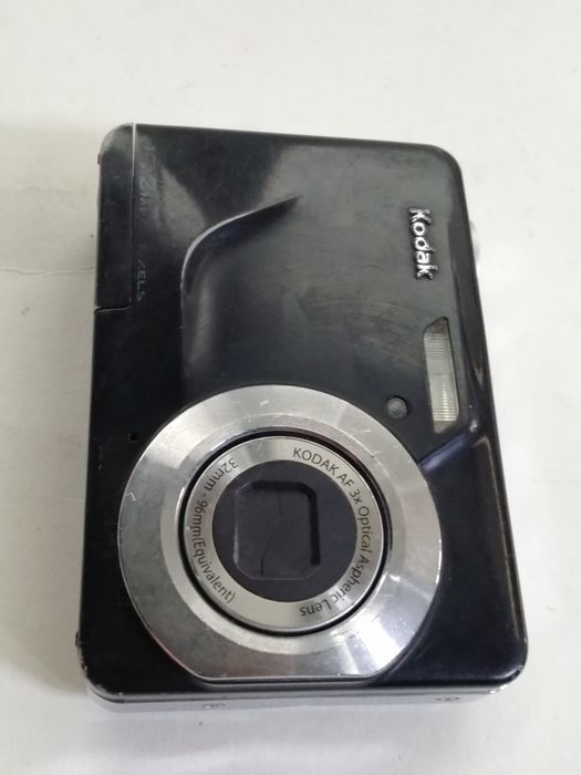 Фотоапарат Kodak C180.