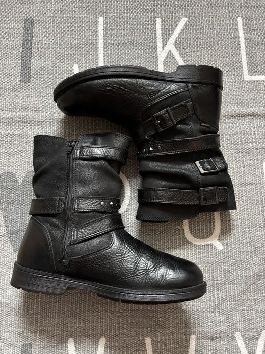 Skórzane kozaki botki z klamrami Ecco 37