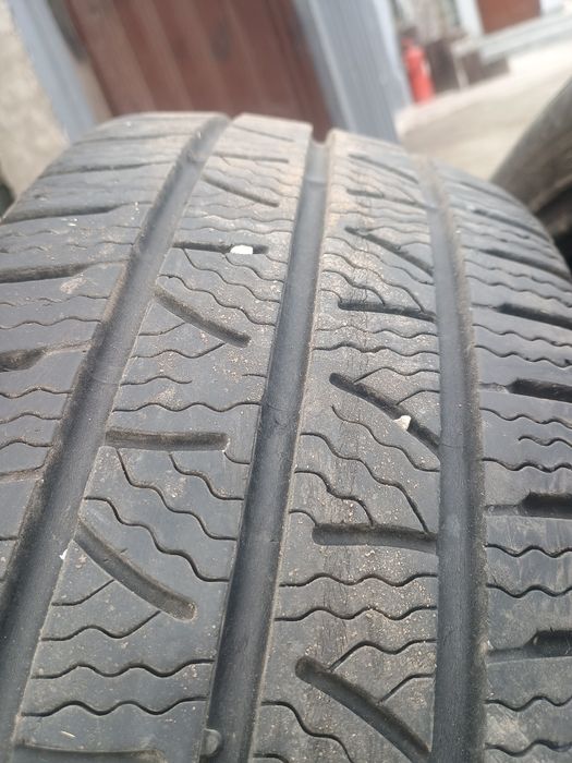 Sprzedam opony  205/65/16c (M+S)