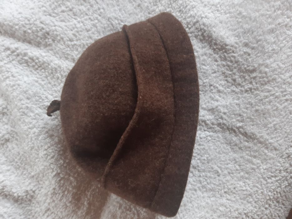 Czapka,  wełniana. Brąz.  Jmm Łucki, butik