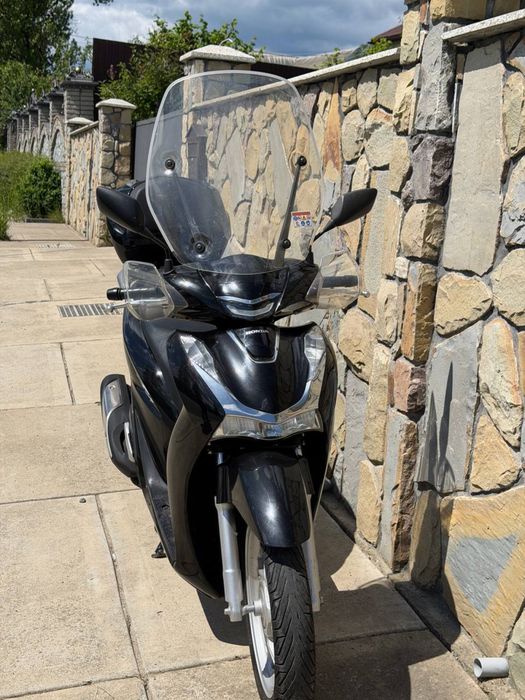 Продам Honda sh 125i