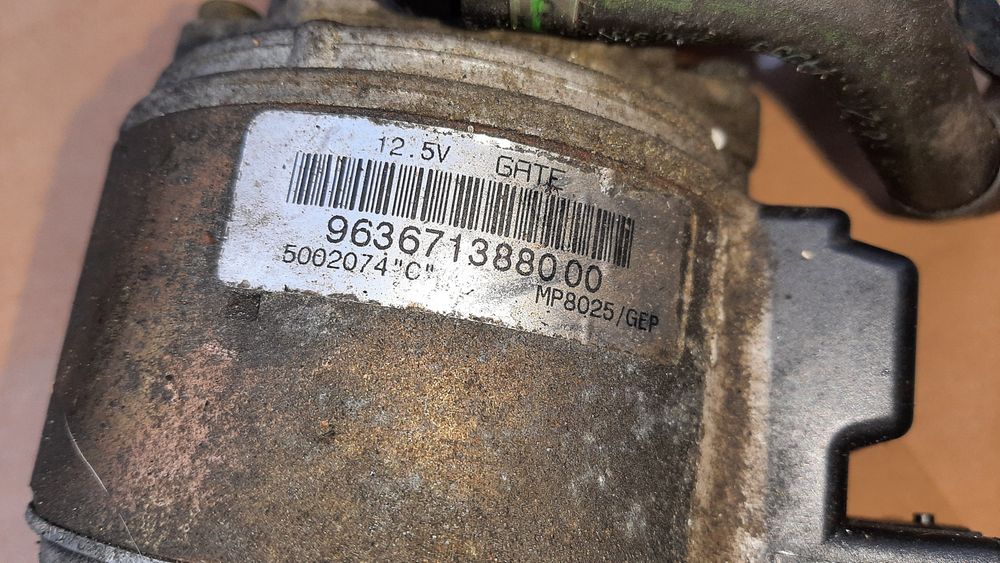 Pompa zawieszenia Citroen C5