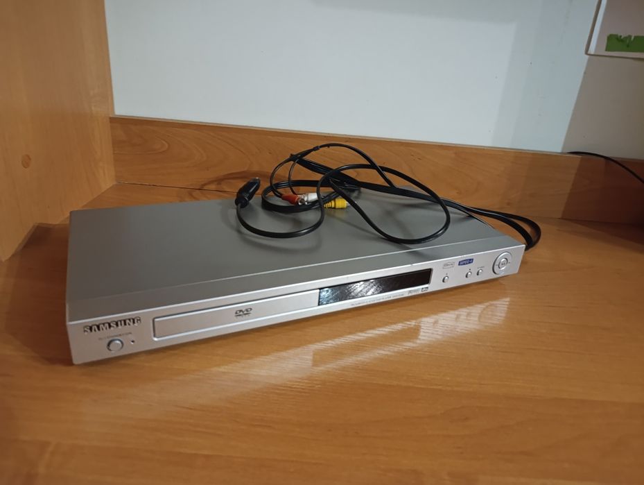 DVD  програвач Samsung P244