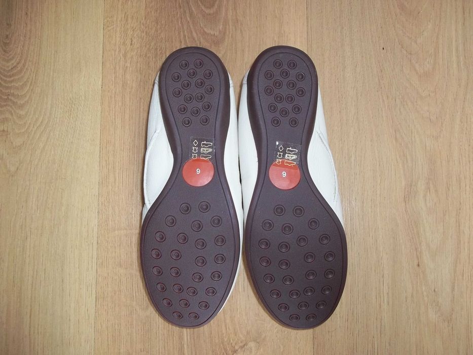 Жіночі шкіряні мокасіни Driver Club.