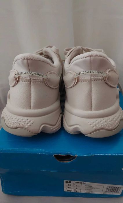 Sapatilhas adidas ozweego