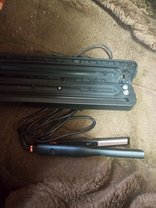 Вакуумный упаковщик и фен всё в рабочем состоянии.