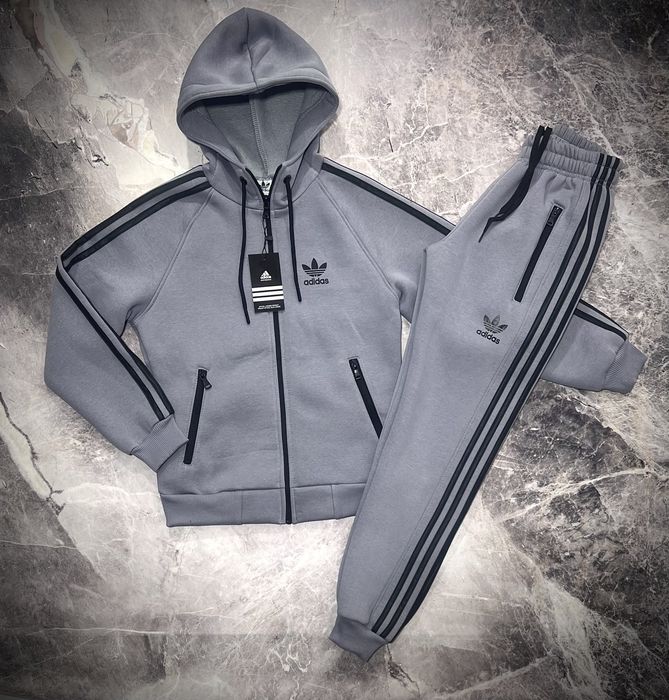 Теплі костюми для хлопців, підлітків,дівчат Adidas 140,146,152,158,164