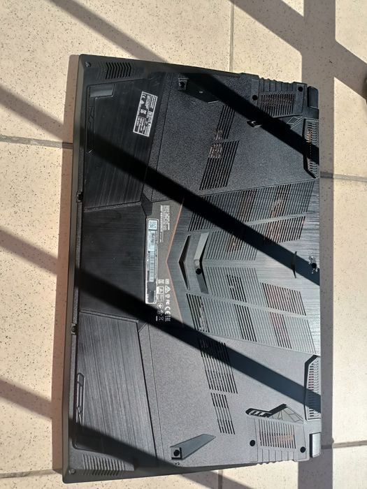Laptop geimingowy BRAVO 17