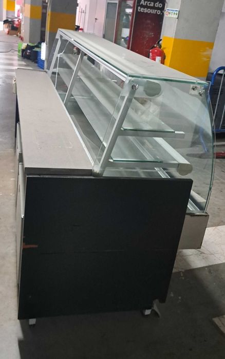Vitrine Refrigerada de 250 cm