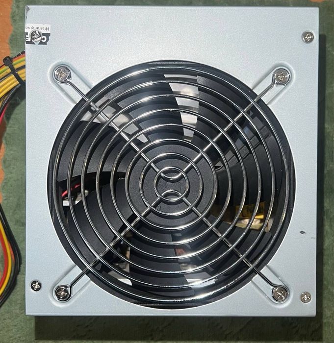 Блок Живлення Chieftec