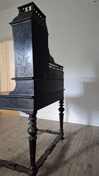 Secretária / Escrivaninha