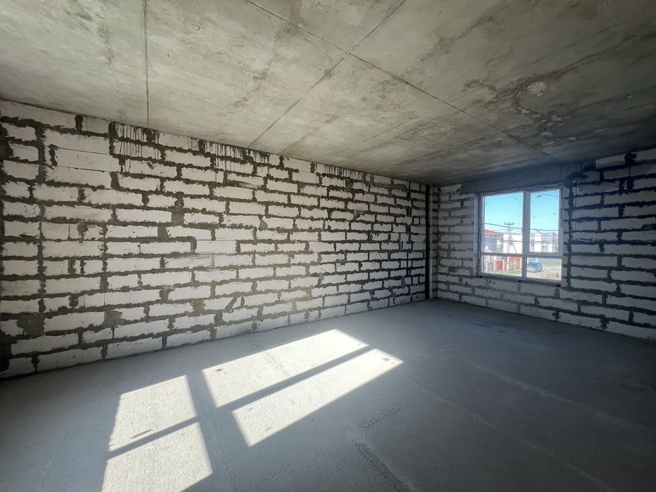 Таунхаус 158м2 з гаражем та ділянкою 2,4 сотки у Чабанах!