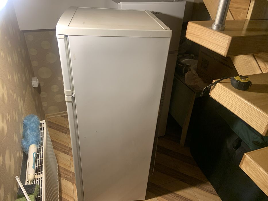 Холодильник б/у Delfa