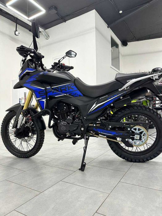 Новий Мотоцикл Spark SP300T-6 2025