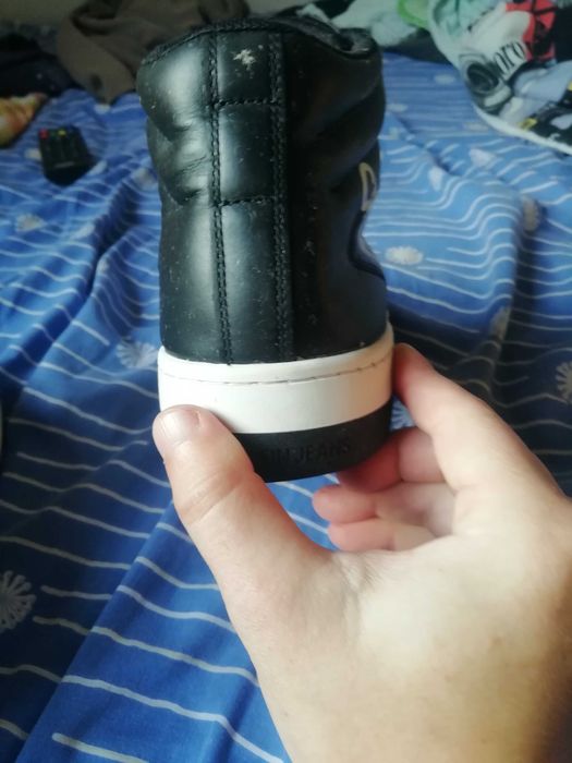 Ténis/bota da Calvin Klein número 39