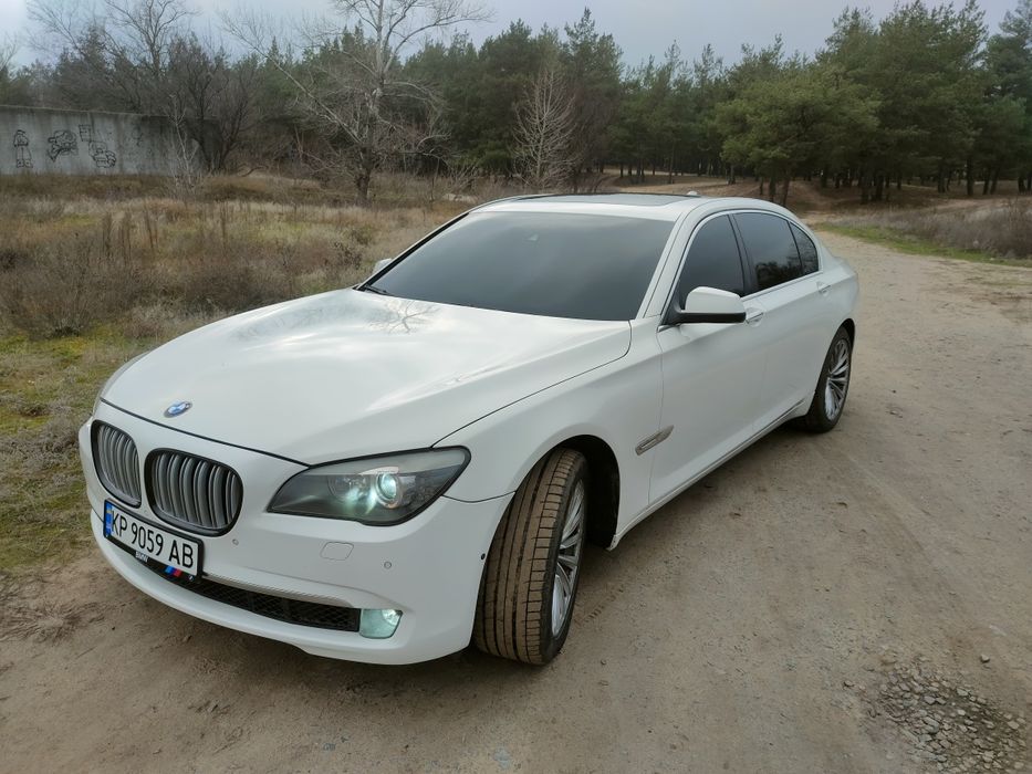 Продам BMW 740 , 3.0 бензин, 2011р.