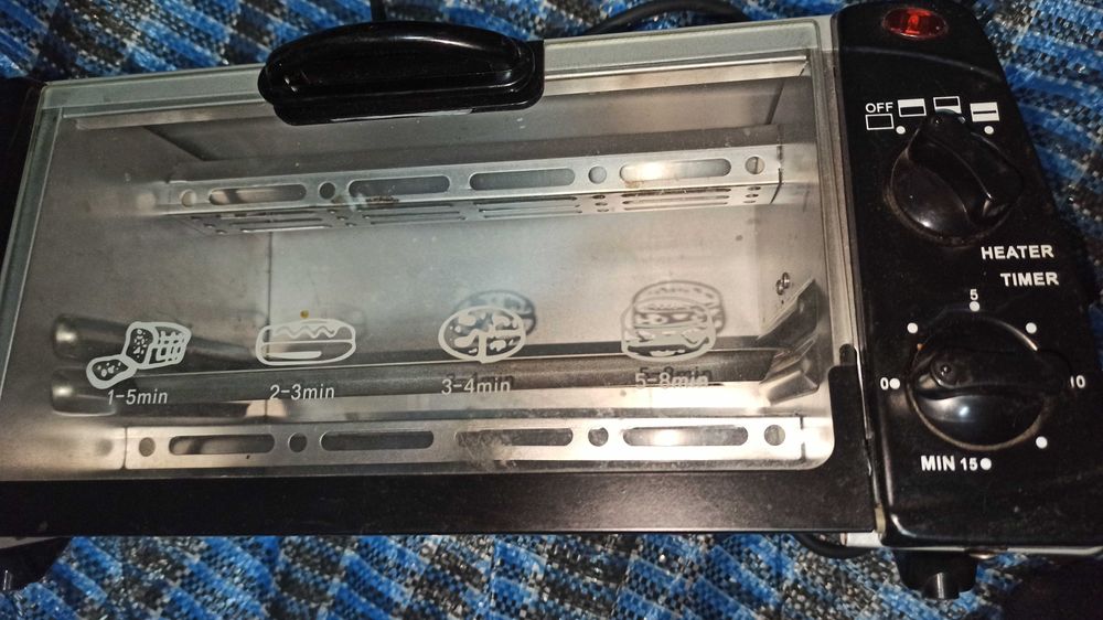 Электродуховка GK-0612 для сендвичей